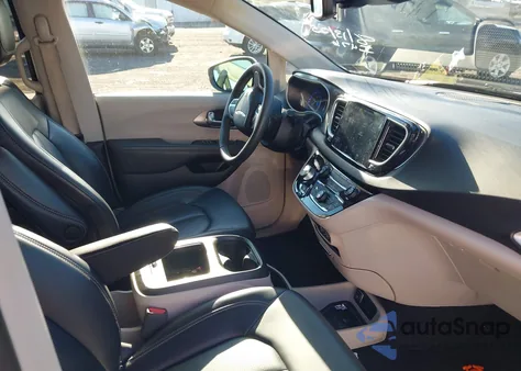 2023 Chrysler Pacifica Touring L из США, поврежденный, VIN 2C4RC1BG5PR613147